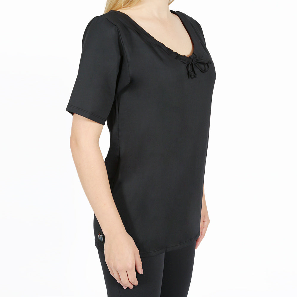 Camiseta Invel® Casual Feminina - Manga Curta - Detalhe na Gola Secondary image